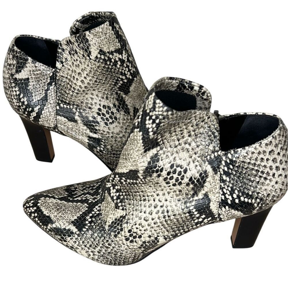Franco Sarto Kora Snakeskin Heeled Ankle Boots Size 9 New
